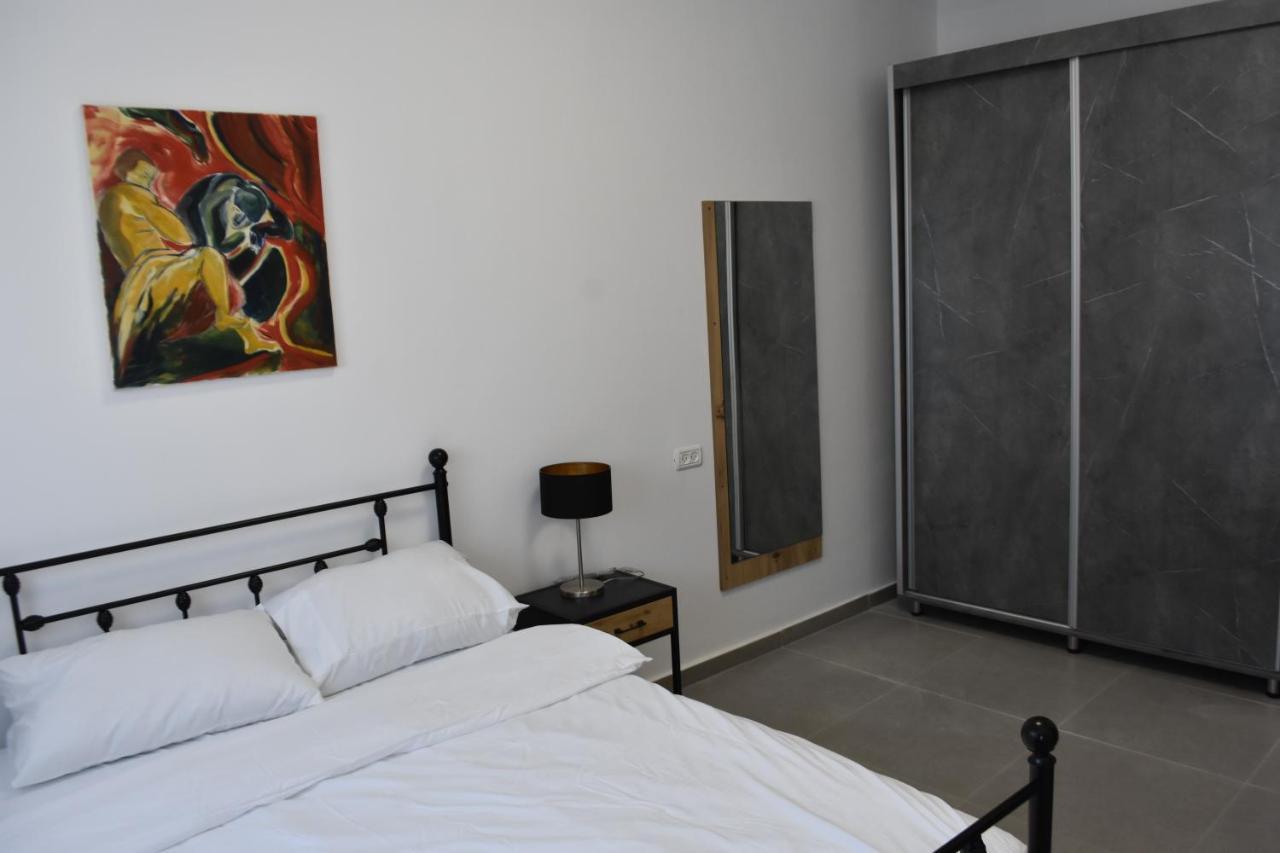 Luxury 2-Room Suite In The Center Of Downtown Haïfa Extérieur photo