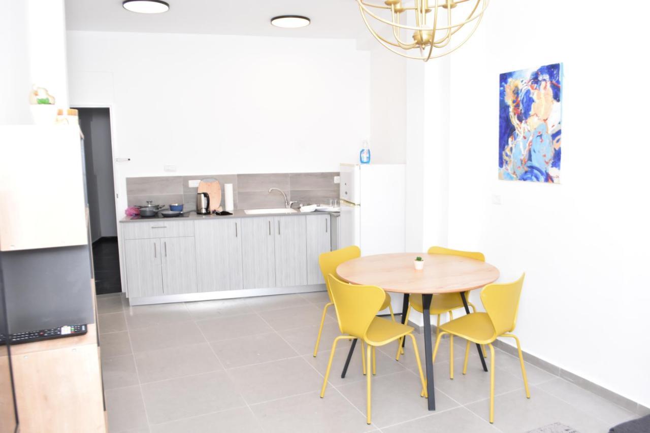 Luxury 2-Room Suite In The Center Of Downtown Haïfa Extérieur photo