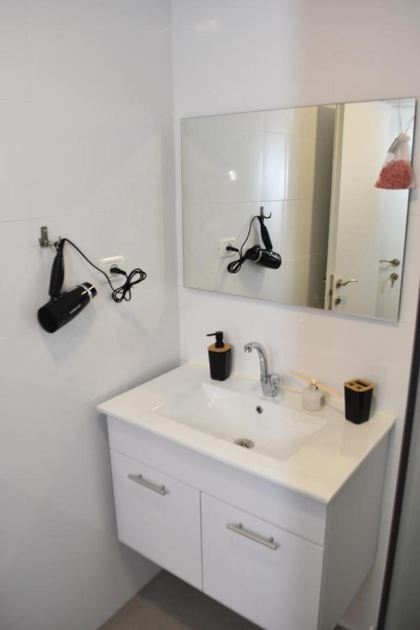 Luxury 2-Room Suite In The Center Of Downtown Haïfa Extérieur photo