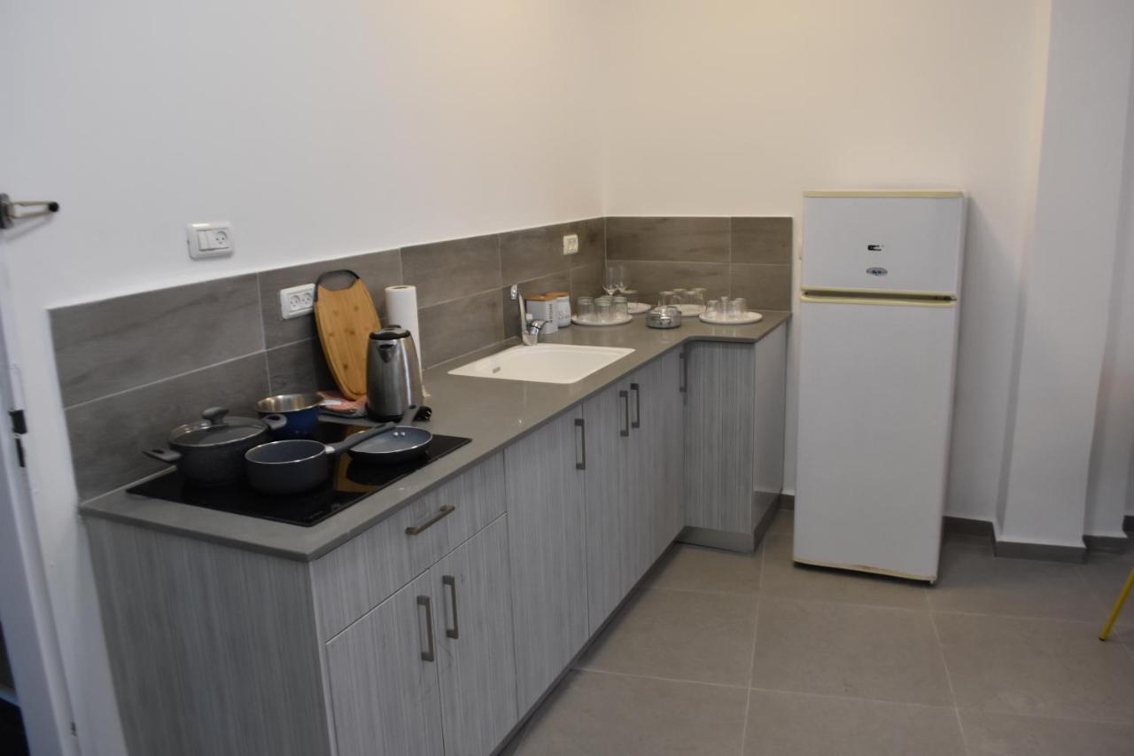 Luxury 2-Room Suite In The Center Of Downtown Haïfa Extérieur photo